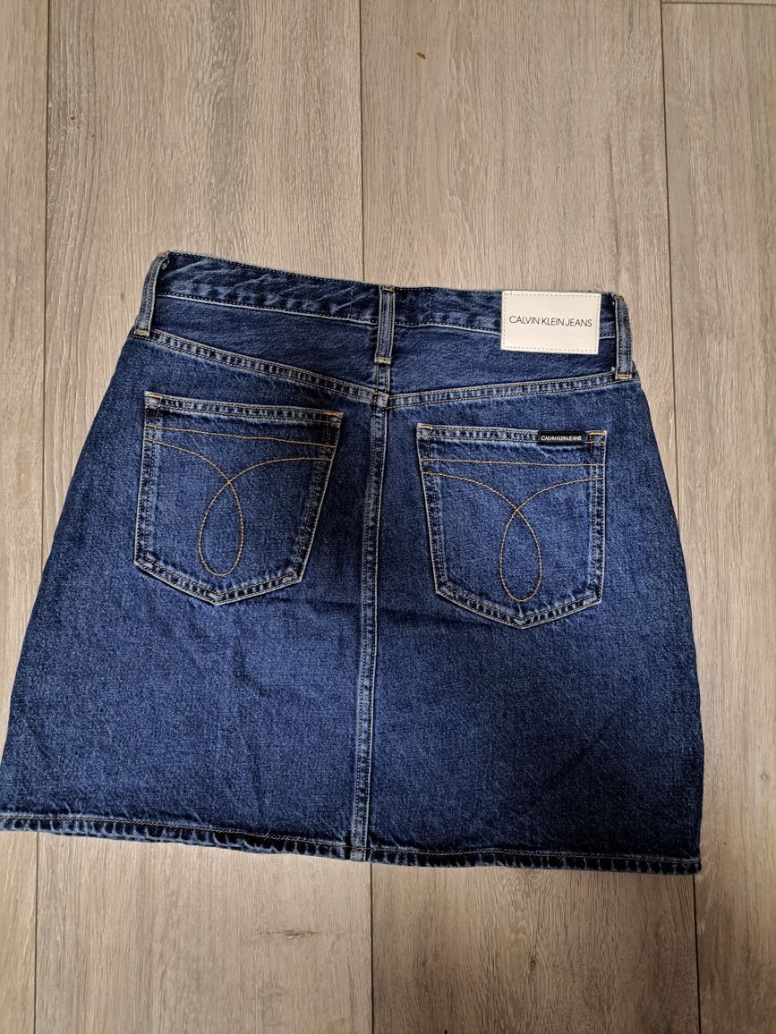 Spodnica Calvin Klein w27