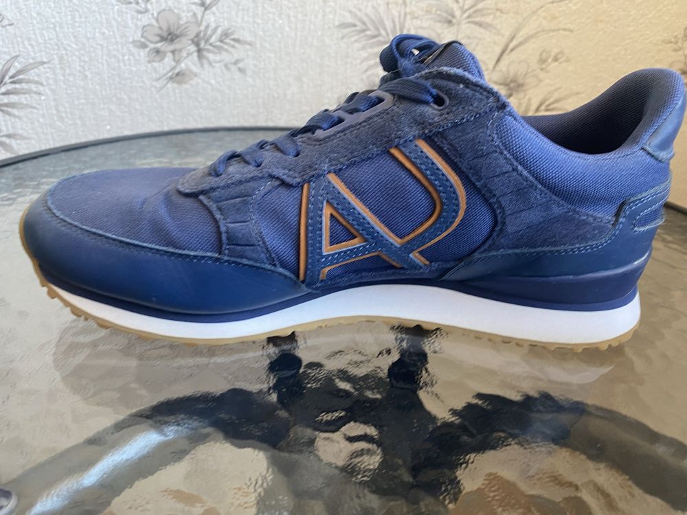 Armani кросівки чоловічи