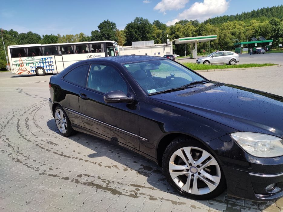 Mercedes-Benz C klasa coupe 2009 czarny