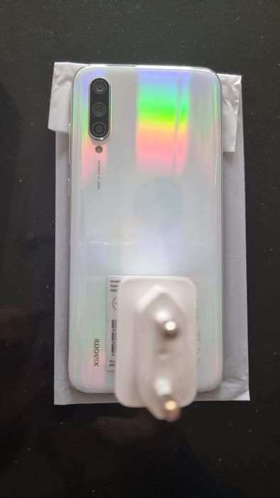 Telemovel xiaomil Mi 9 lite como novo