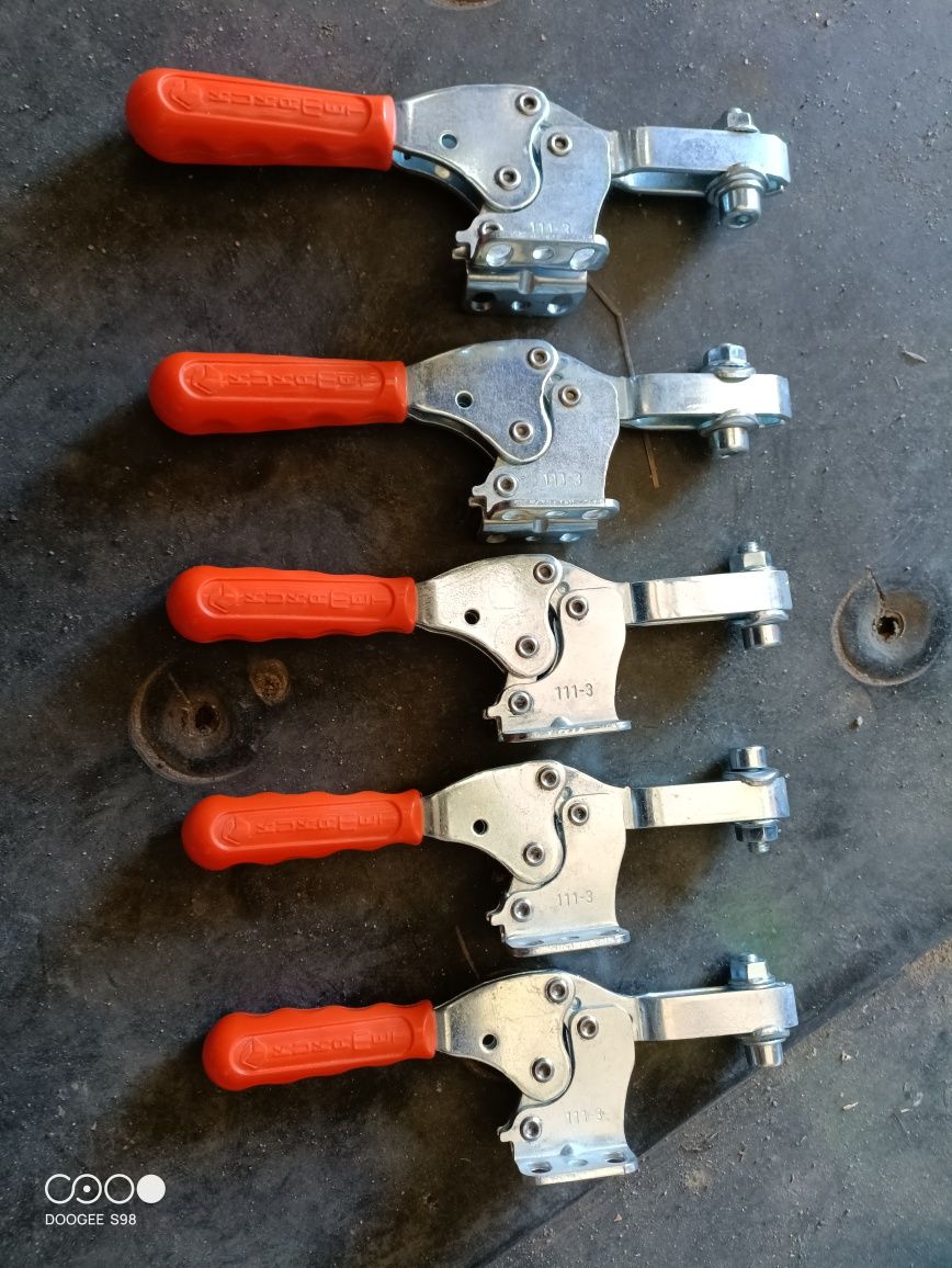 Dociski kukamet 111-3 Nowe