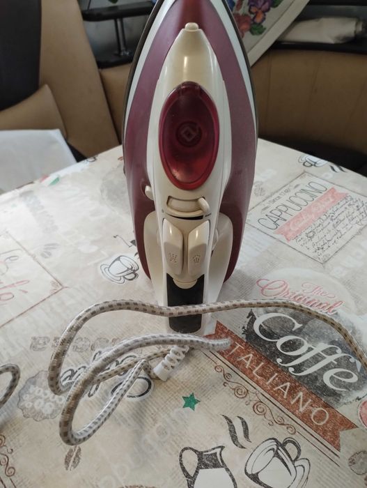 Утюг в рабочем состоянии
