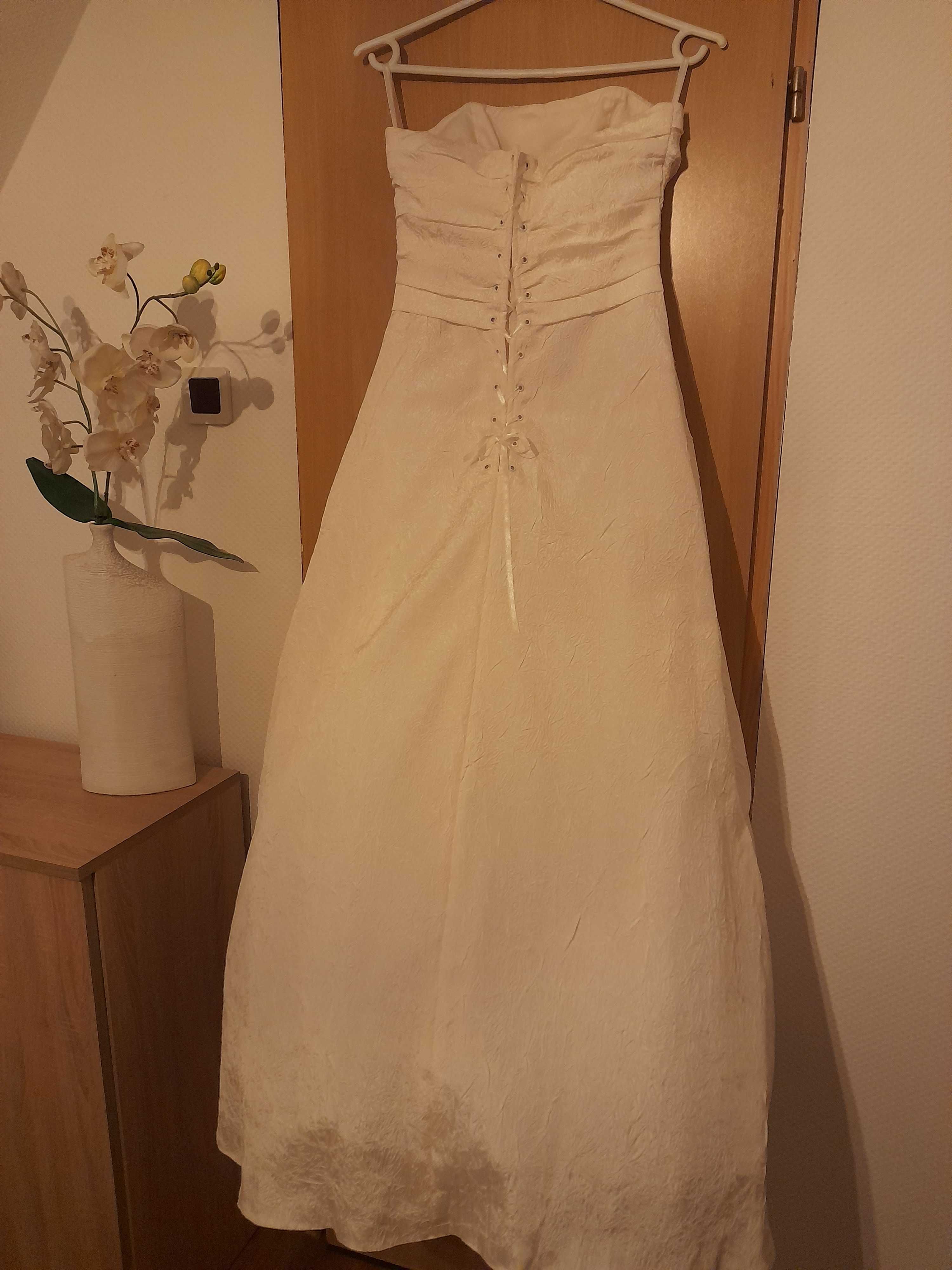 Suknia ślubna ecru r.38