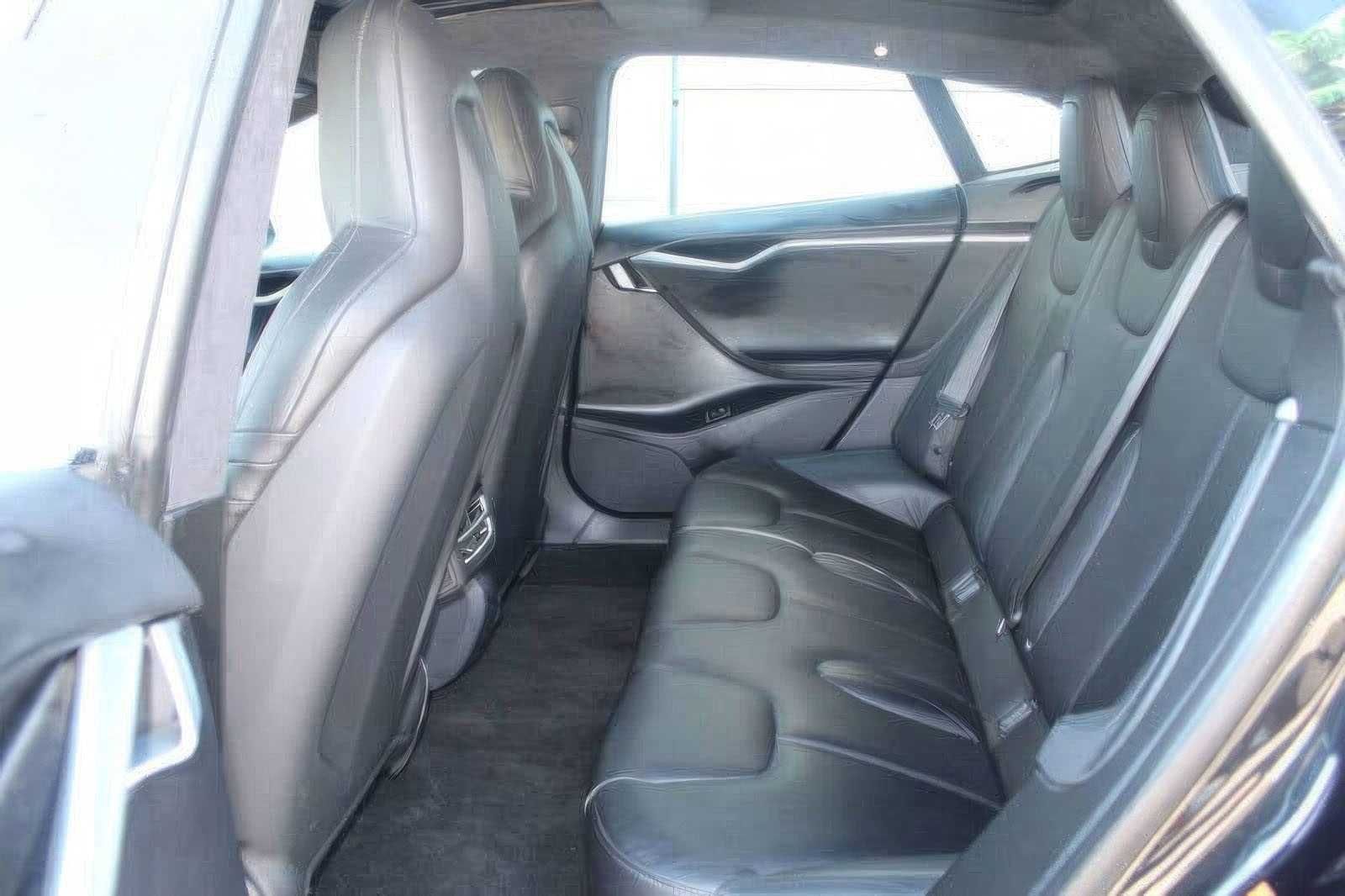 2015 Tesla Model S