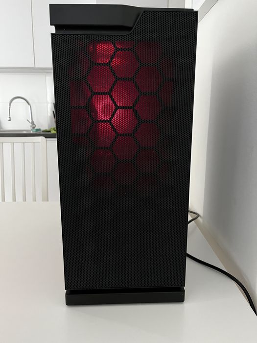 Komputer Ryzen 5600 Rx 9060xt 32Gb ddr4 1tb ssd B550