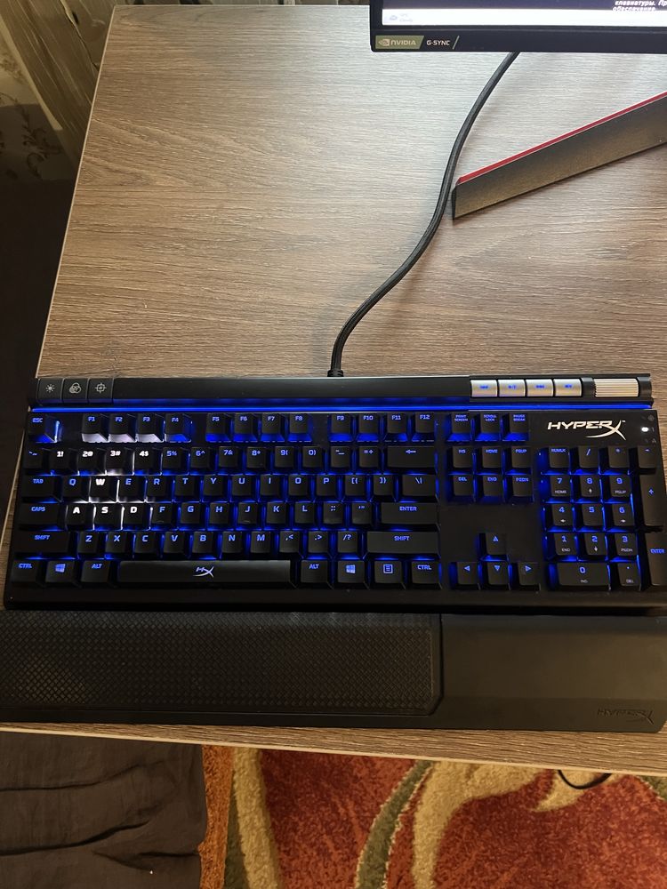 Клавіатура hyperx alloy elite 2