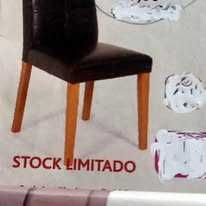 Cadeiras. Mesa. Mobilia