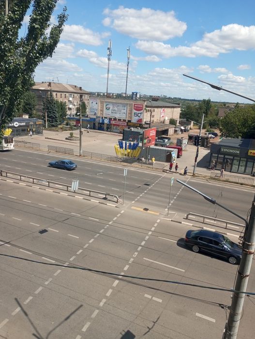 Центрі Піонера,червона лінія,продаж 2 кімнатної квартири,Сталінка.