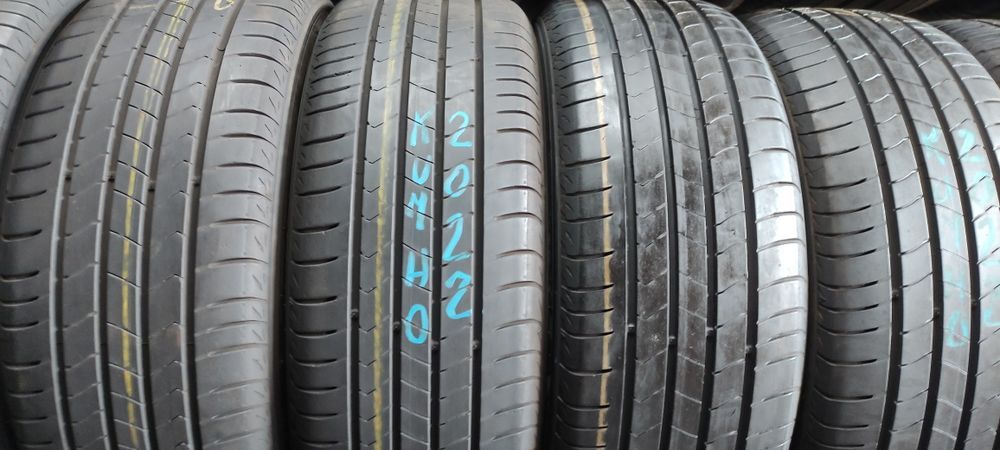 Pneus 215/55/18 semi novos