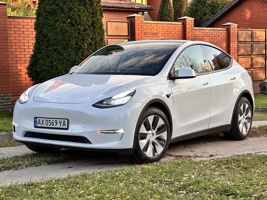 Tesla Model Y LONG RENG DUAL MOTOR Можливий обмін!