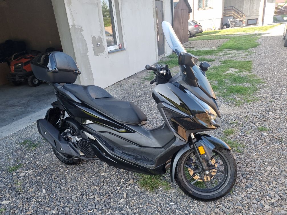 Skuter Honda Forza 125