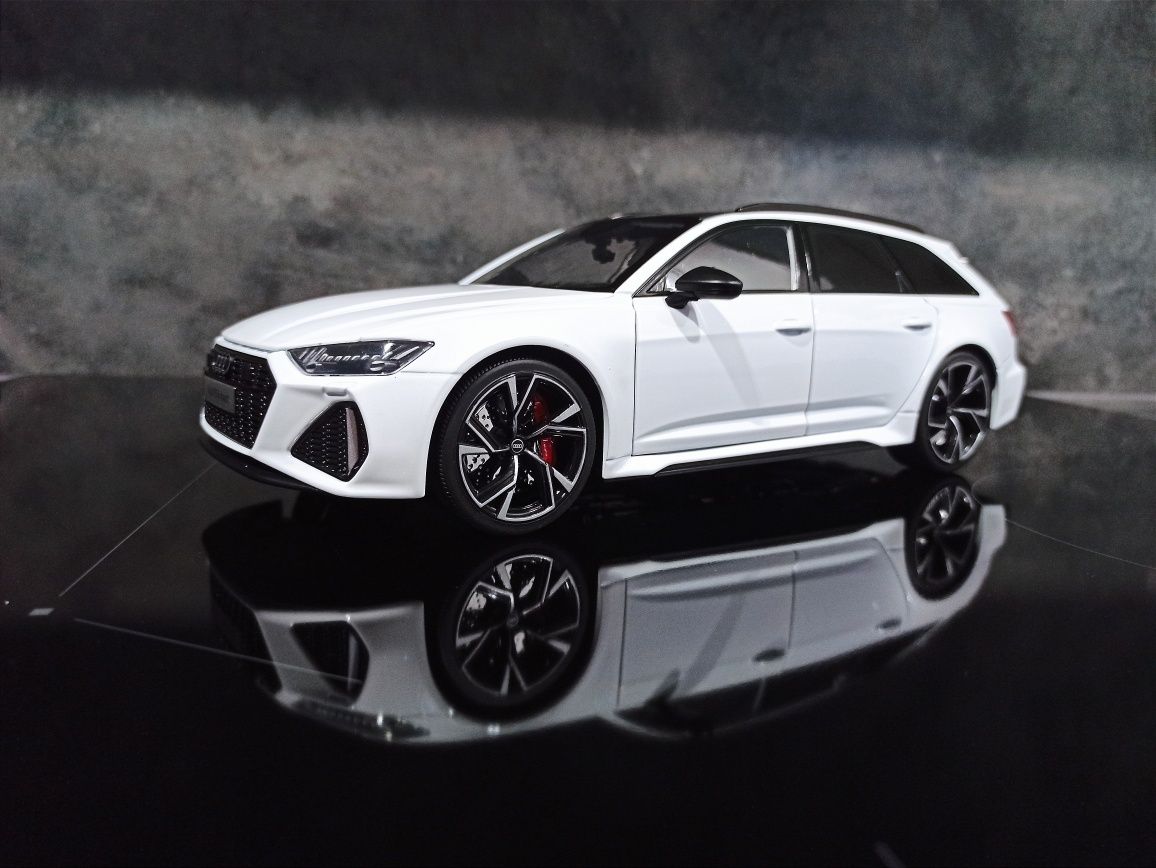 1:18 Audi rs6 Avant ,duży model
