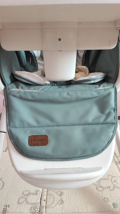 Крісло 3 в 1 для годування/качеля