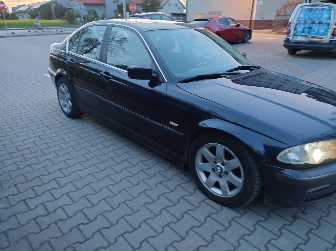 BMW 325XI 4x4 gaz sekwencja