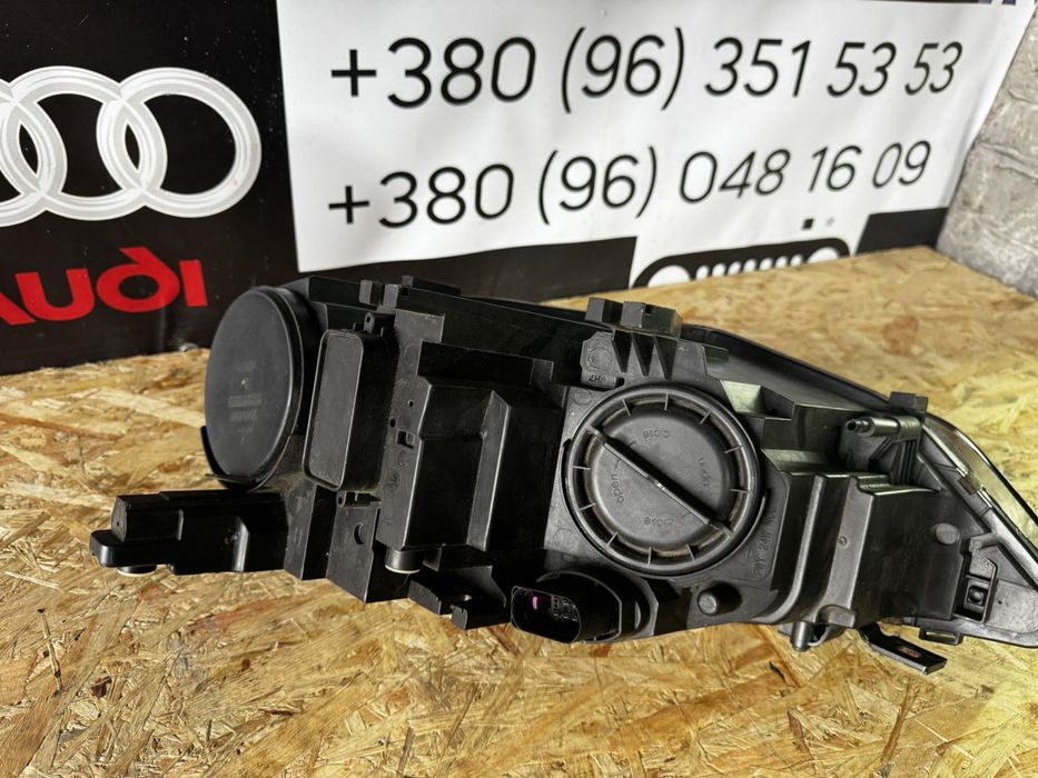 Фара передня права Audi A4 2013 США оригінал