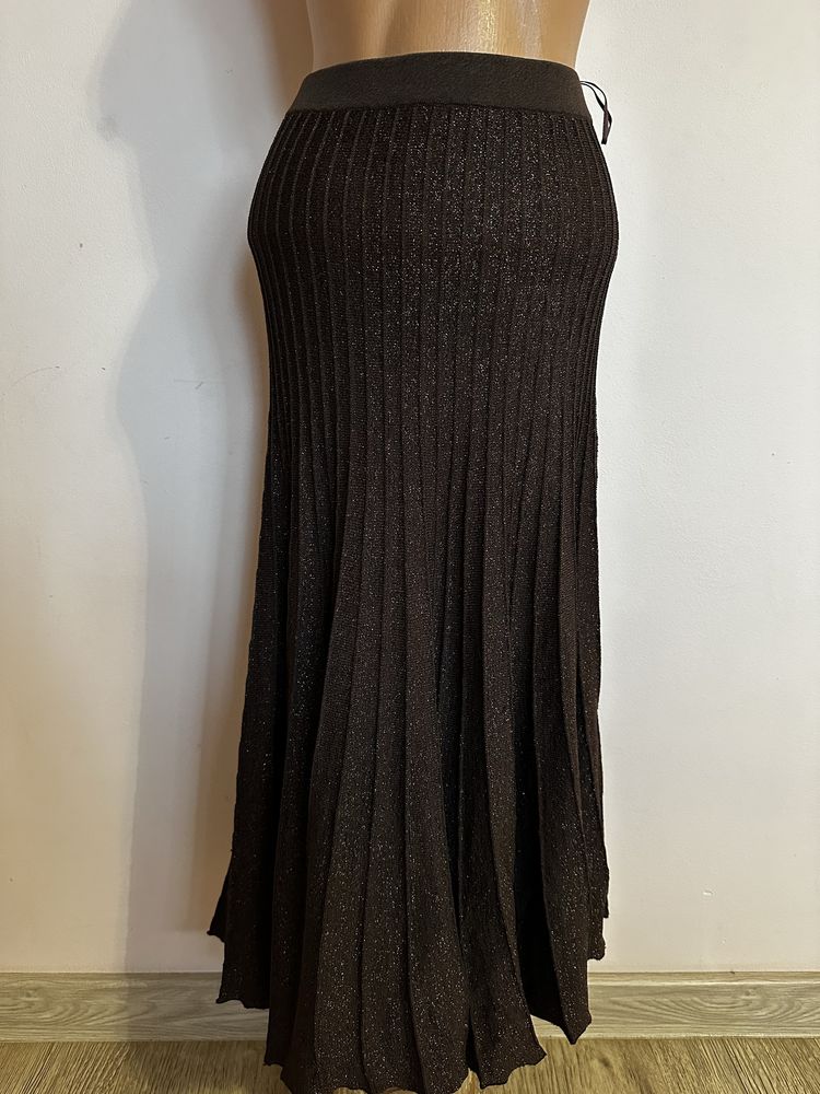 Spodnica firmy zara