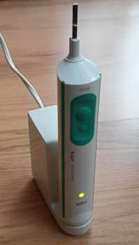 Szczoteczka elektryczna Braun Oral-B Plak Control ultra