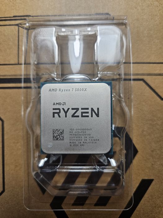 Процесор AMD Ryzen 7 5800x
