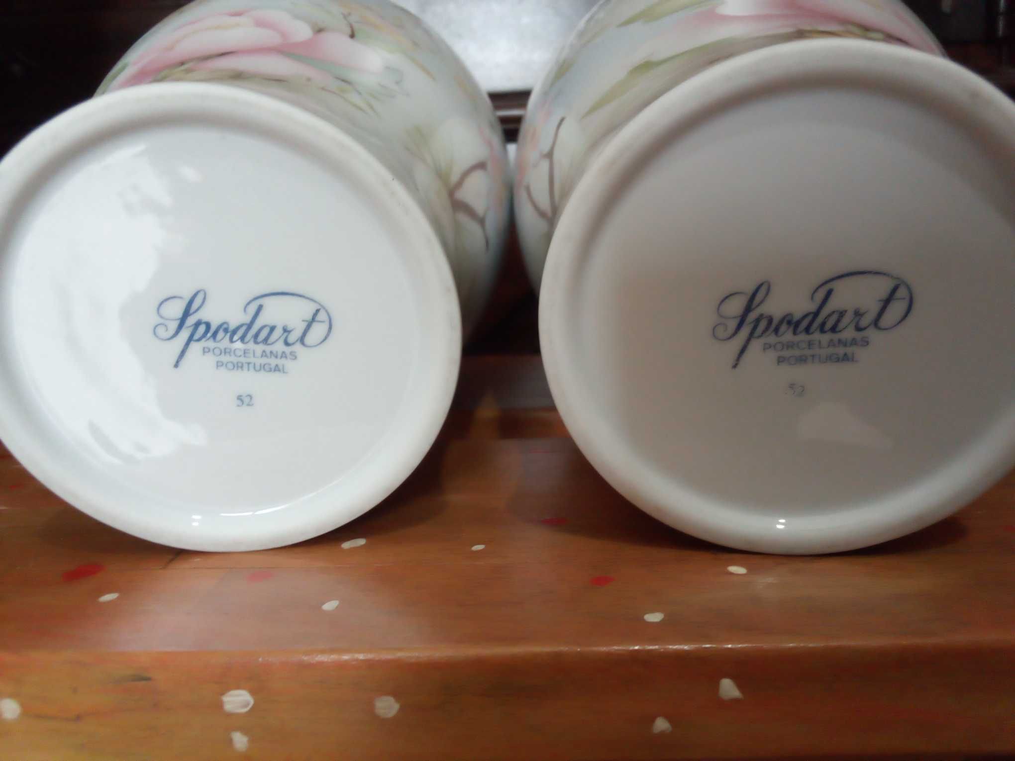 2 jarras de porcelana "Spodart"