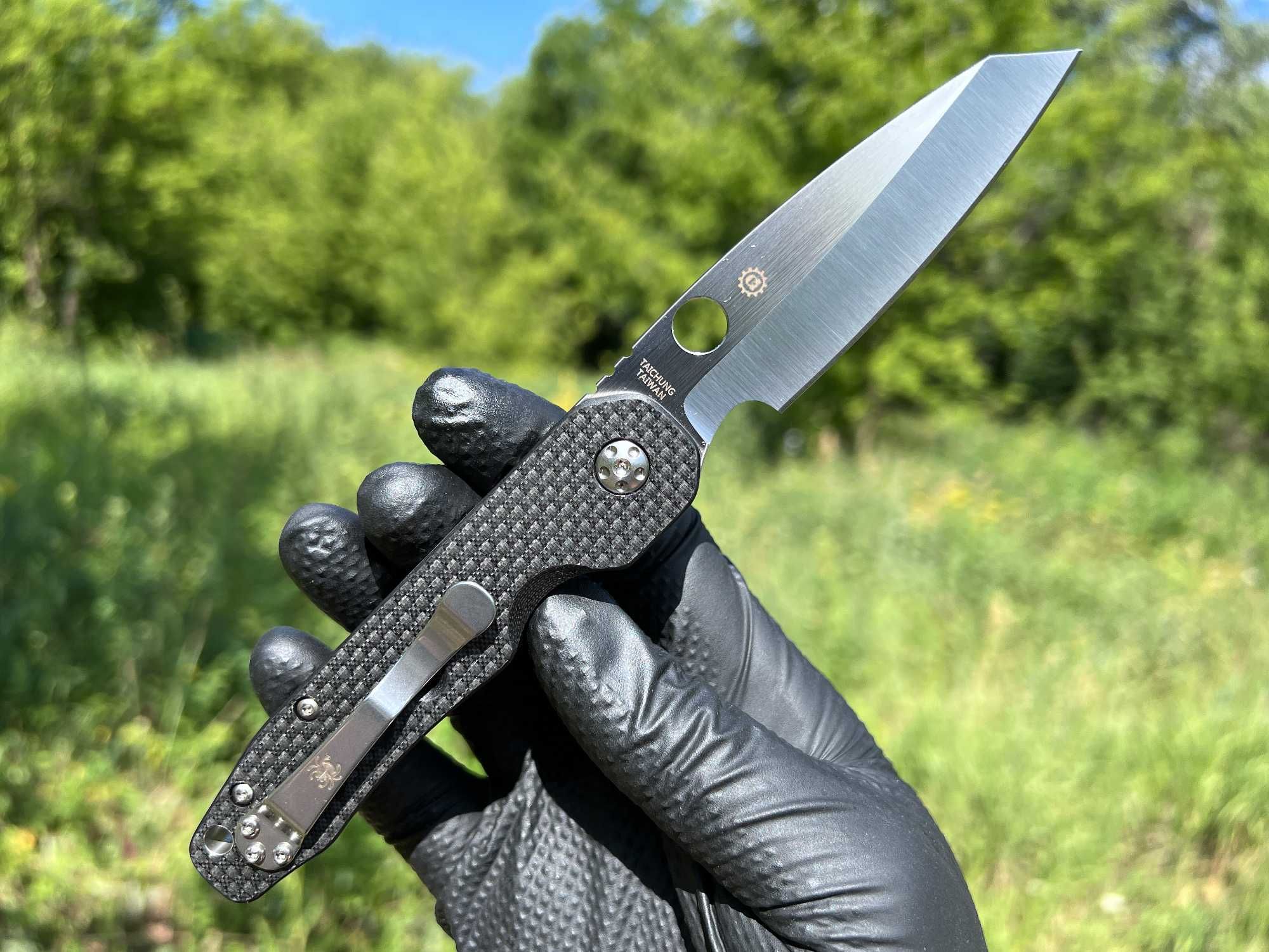Складний ніж Spyderco Smock Compression Lock Carbon Fiber/G10 CPM S30V