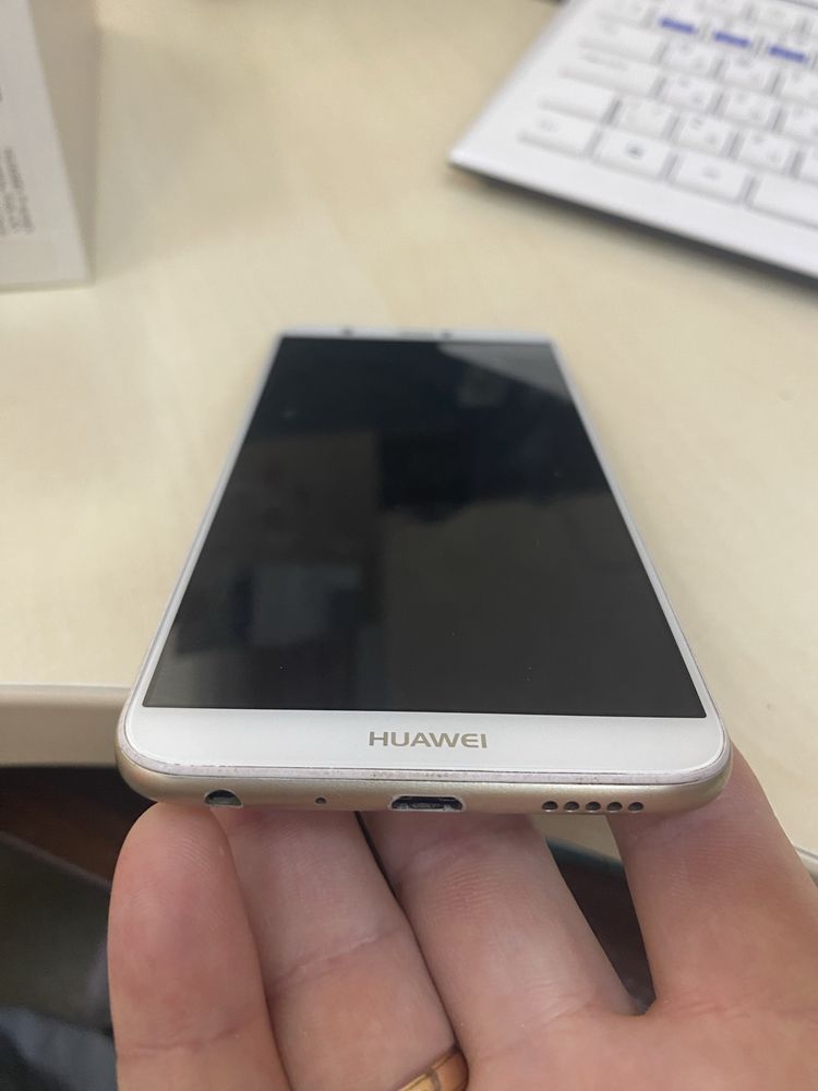 Huawei P Smart 3/32 2018 року