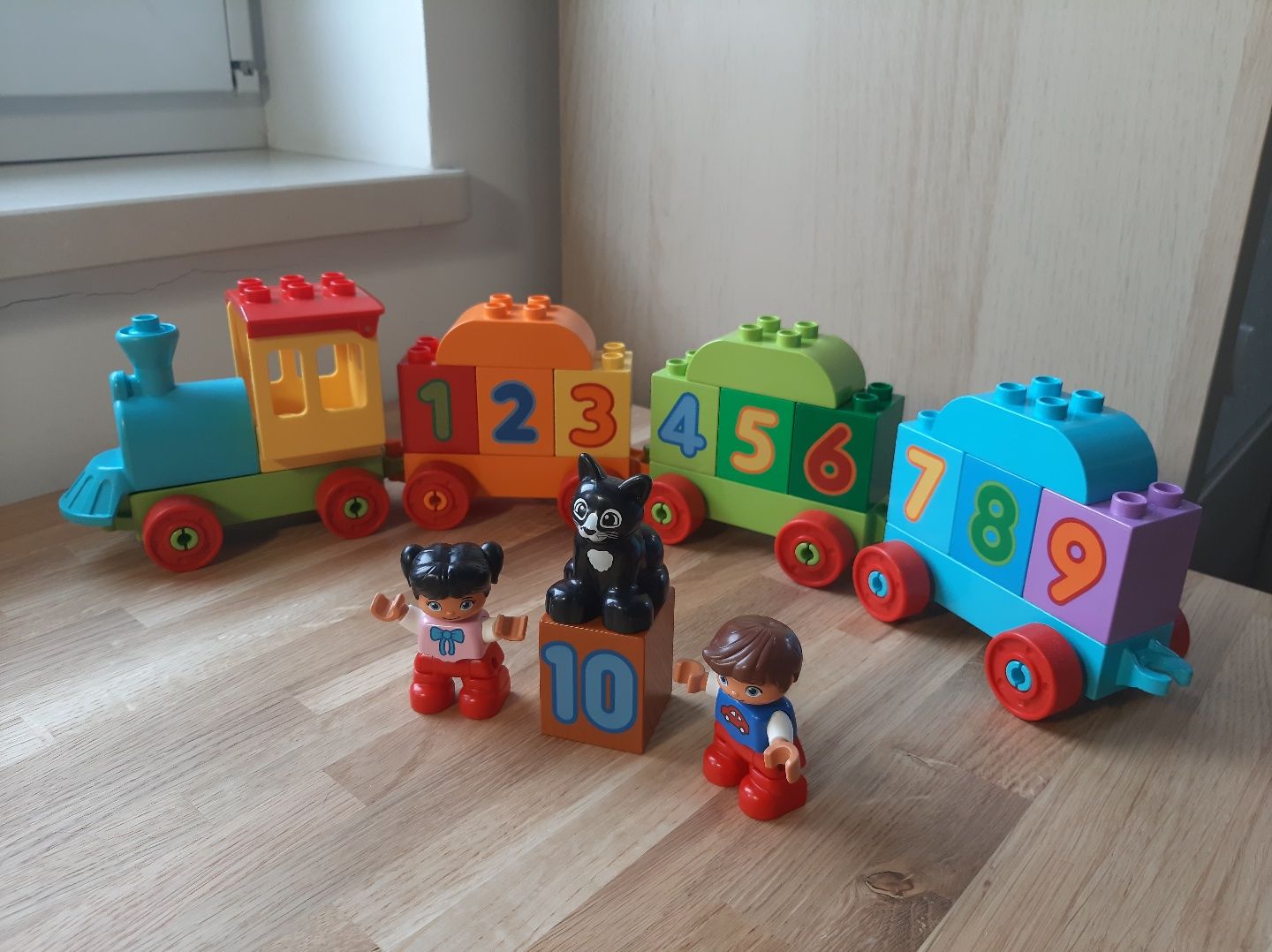 Lego Duplo Pociąg z cyferkami - nauka liczenia 10954 (zestaw nr 8)