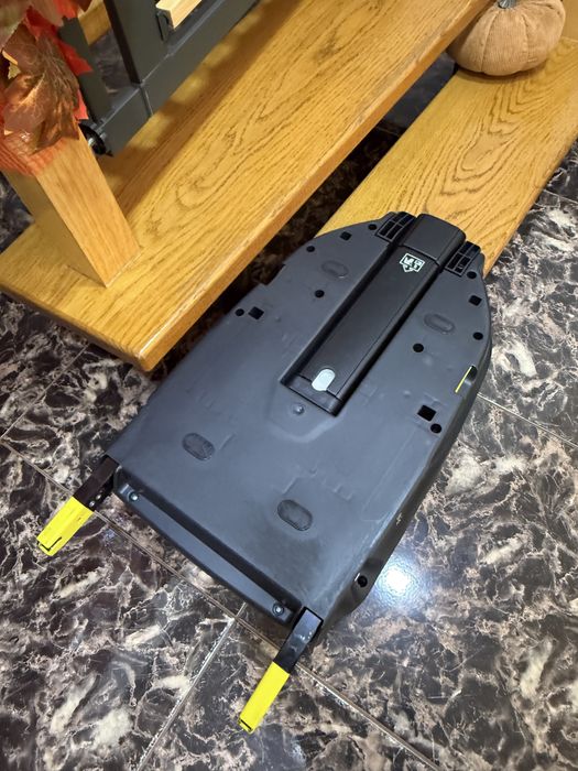 Автокрісло від народження Peg Perego Primo Viaggio Lounge