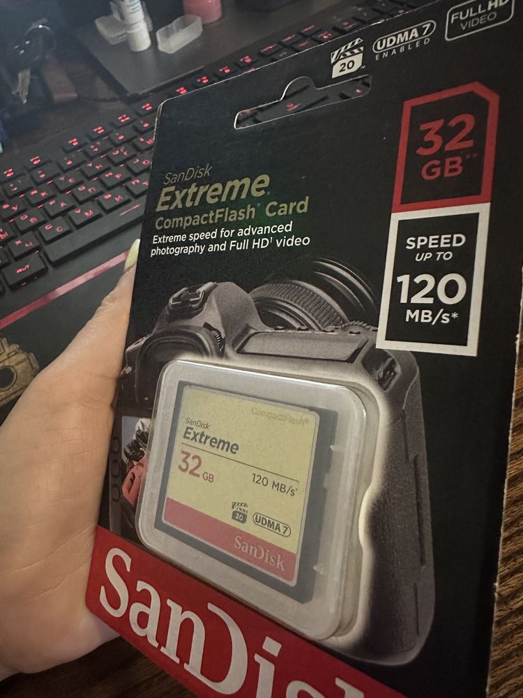 Карта пам'яті CF Sandisk Extreme 32GB