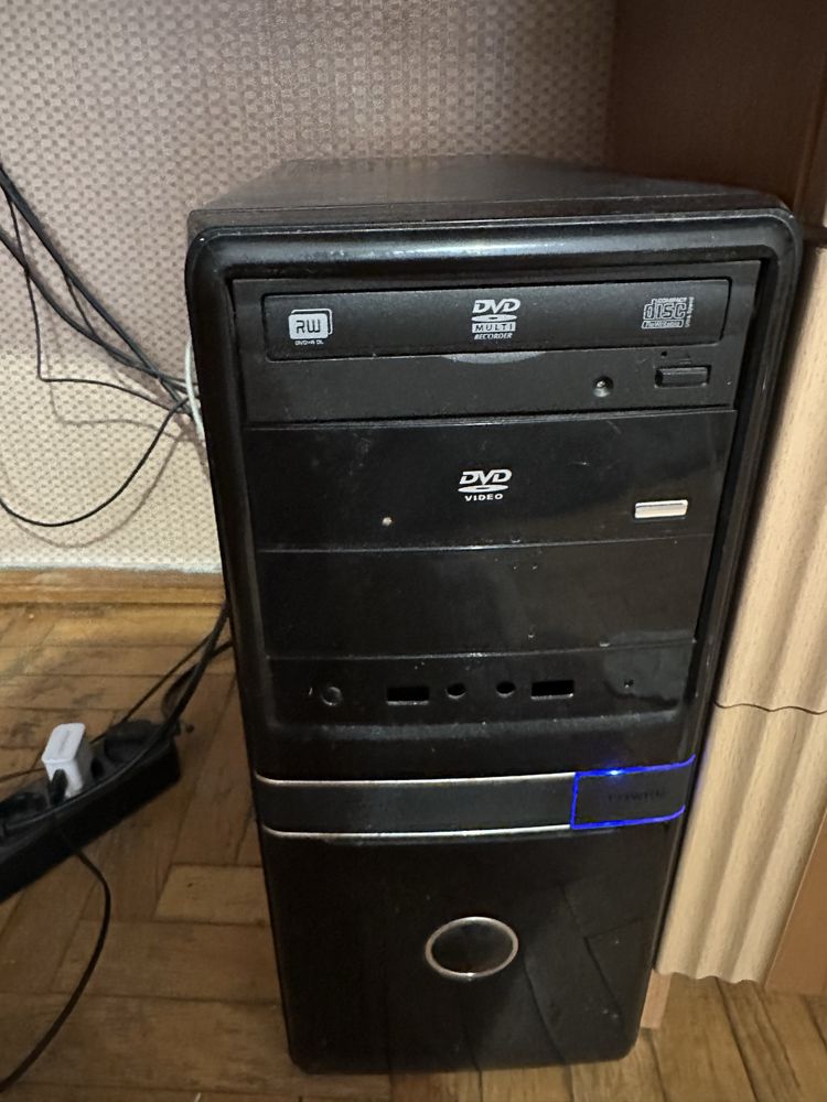 Продам компютер Asus весь комплект