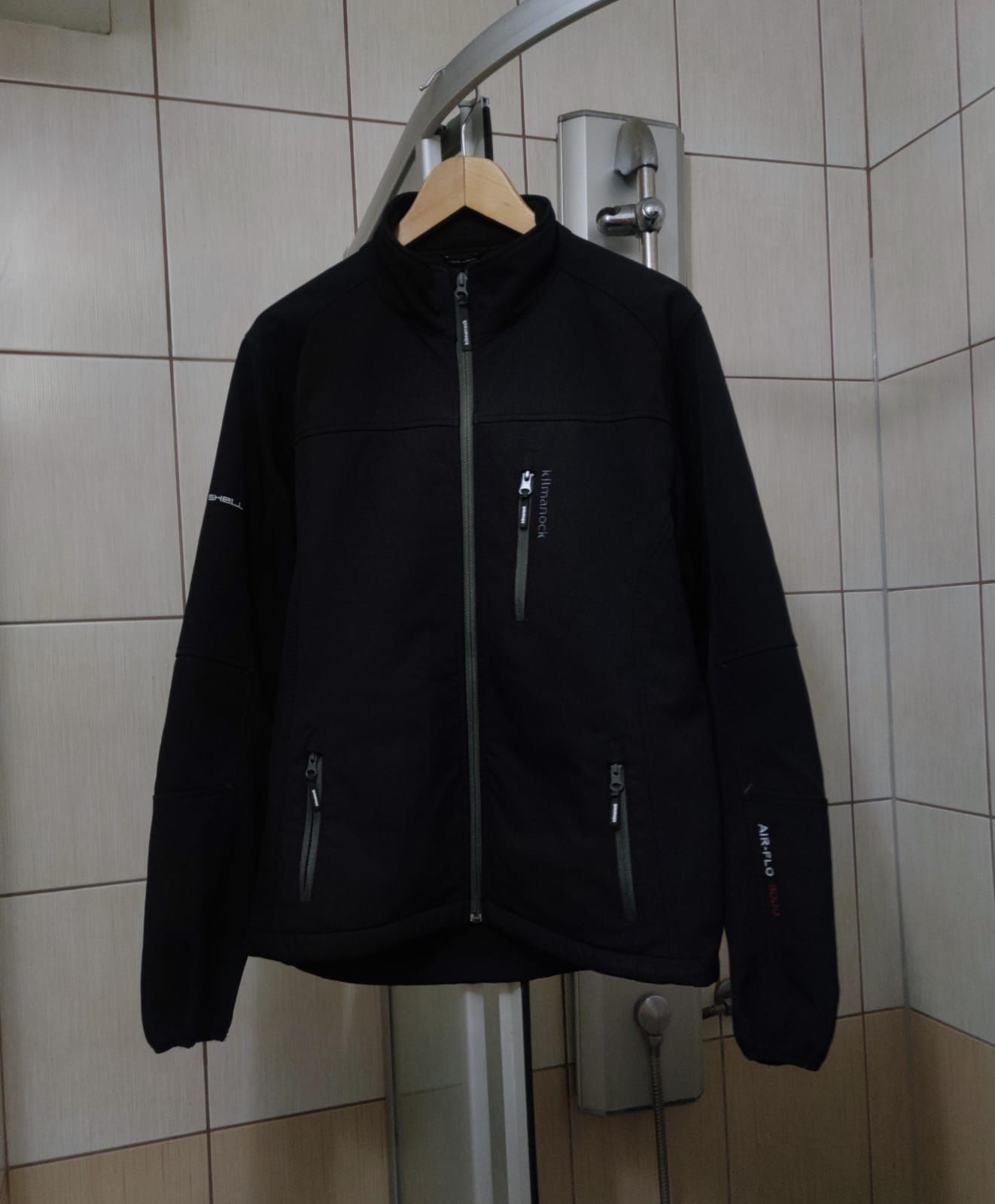bluza kurtka Męska klimanock S Black series softshell czarna ciemna sz