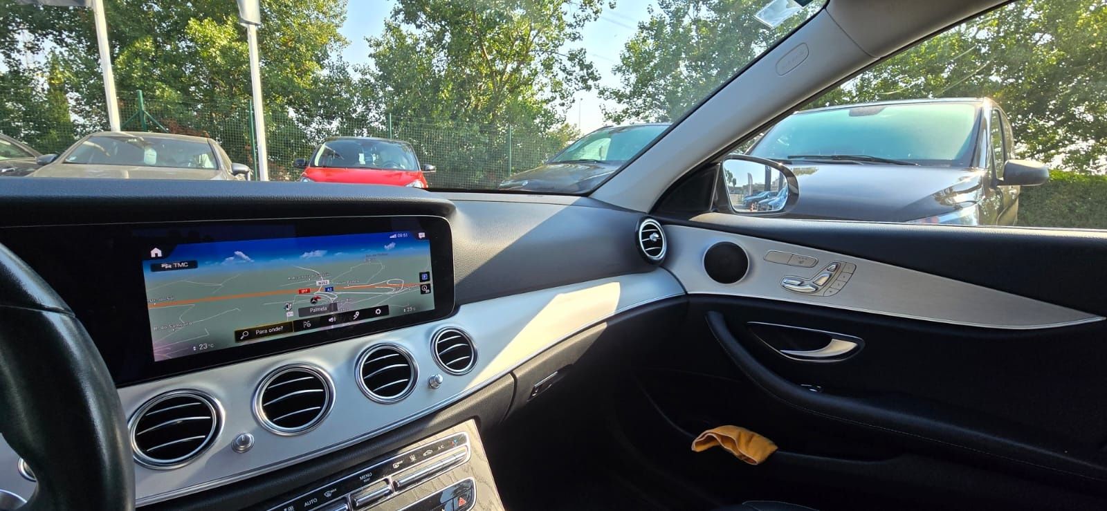 Mercedes Benz  E 300de
