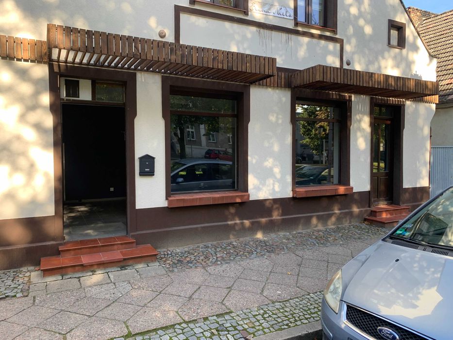 Lokal Handlowo Usługowy z zapleczem, absolutnie najlepsza lokalizacja