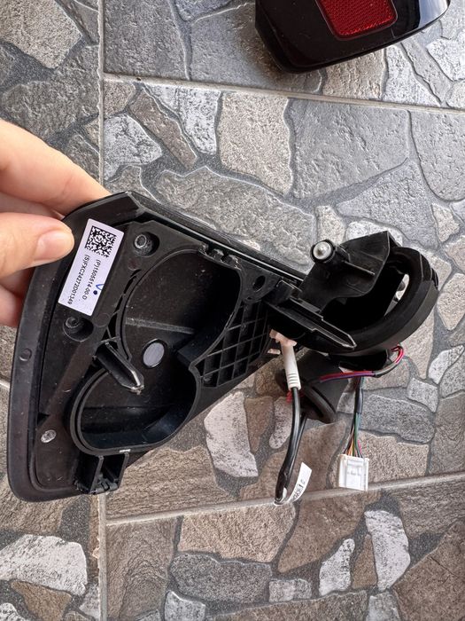 Кришка зарядного порту Tesla Model 3 / Tesla Model Y