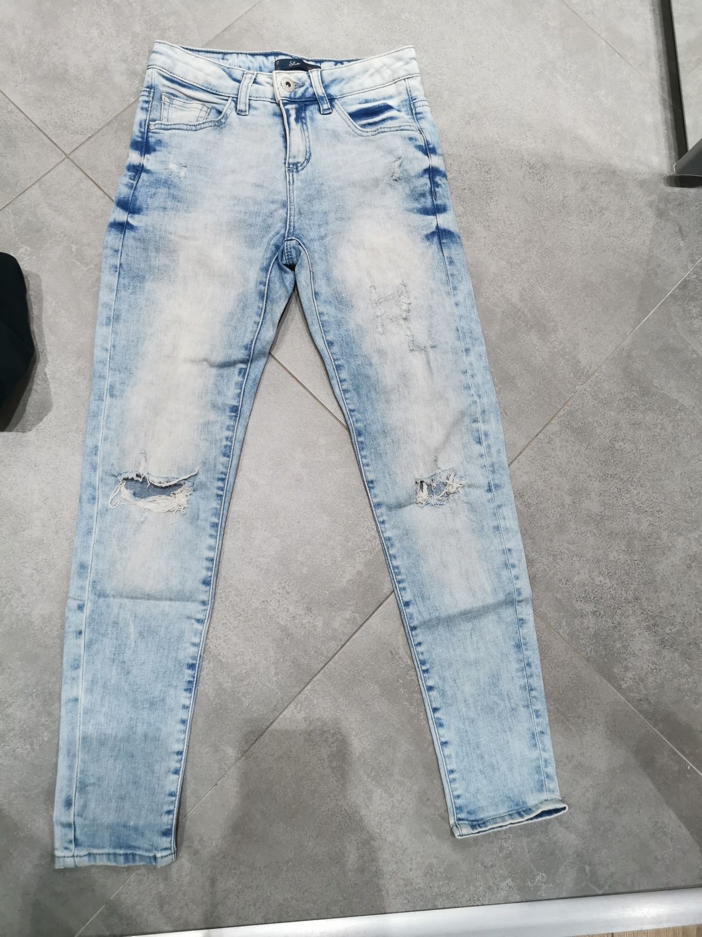 Zestaw spodni jeansowych