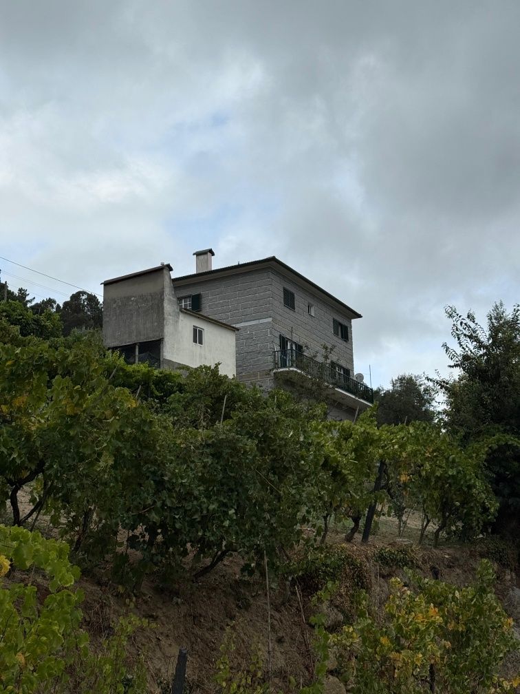 Moradia com terreno