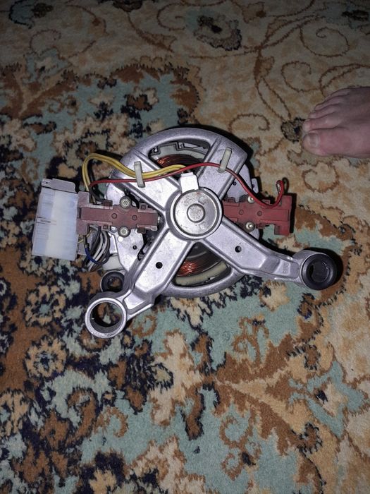 Продам двигатель