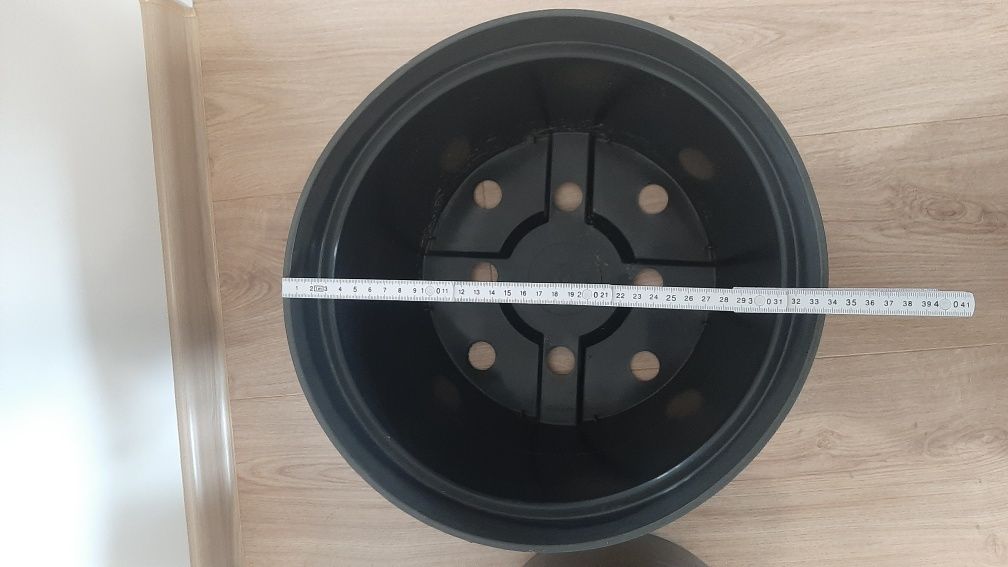 2x bardzo duża doniczka plastikowa czarna