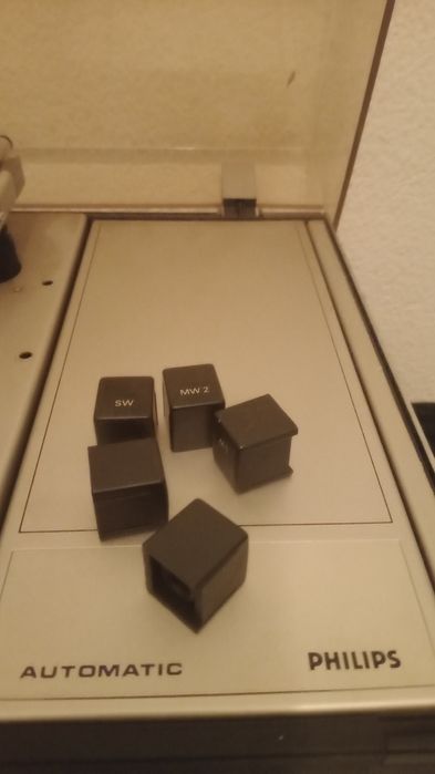 Gira discos Philips Automático