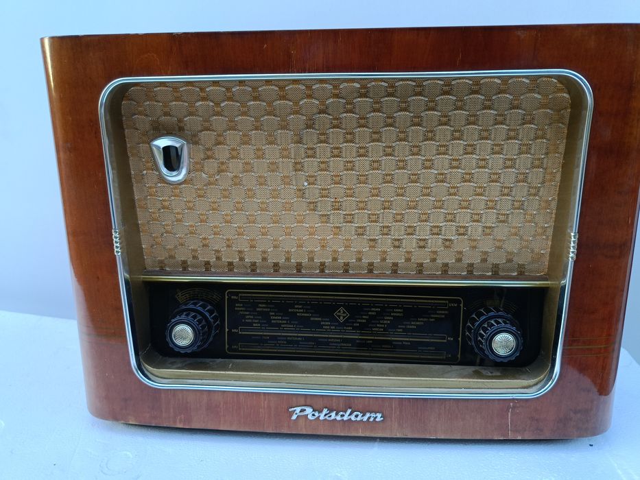 Sprzedam radio lampowe VEB Stern-Radio Berlin