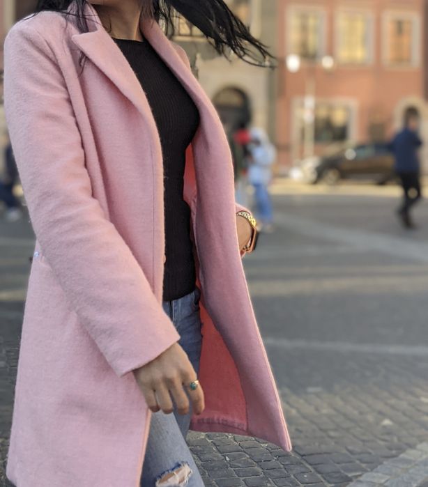 Жіноче пальто весна/осінь, рожеве, класичне 42р