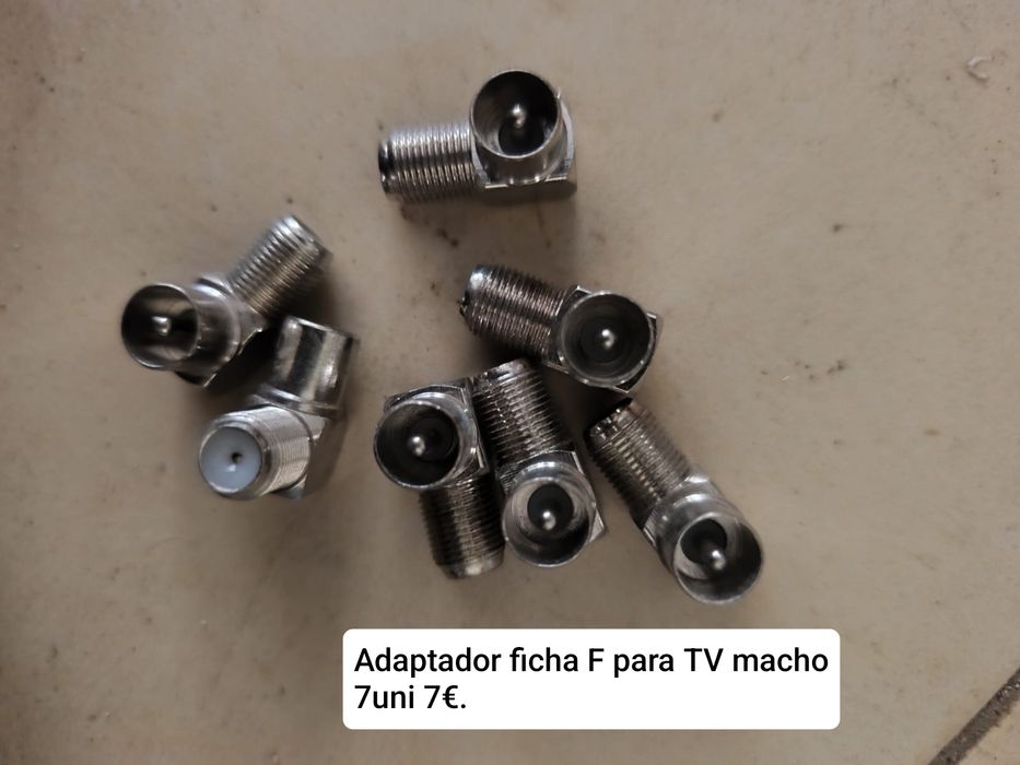 Vendo: Kit de Fichas e Conectores de Antena para TV