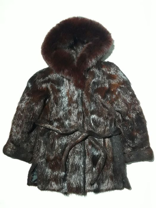 Шуба натуральна.Нутрія.