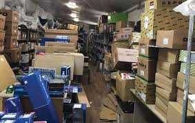 Доставка товарів з Польщі  Купівля посилок і перевезення автозапчастин