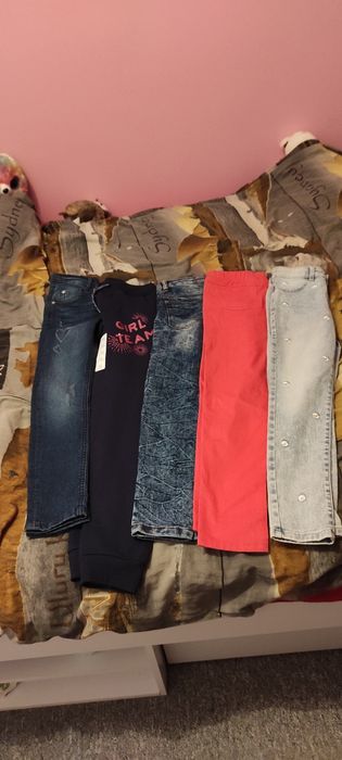 Mega paka lub osobno . Jeansowa kurtka, spodnie bluzki rozmiar 128/134