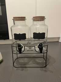 Dwa szklane słoiki z kranikiem dozownik na napoje