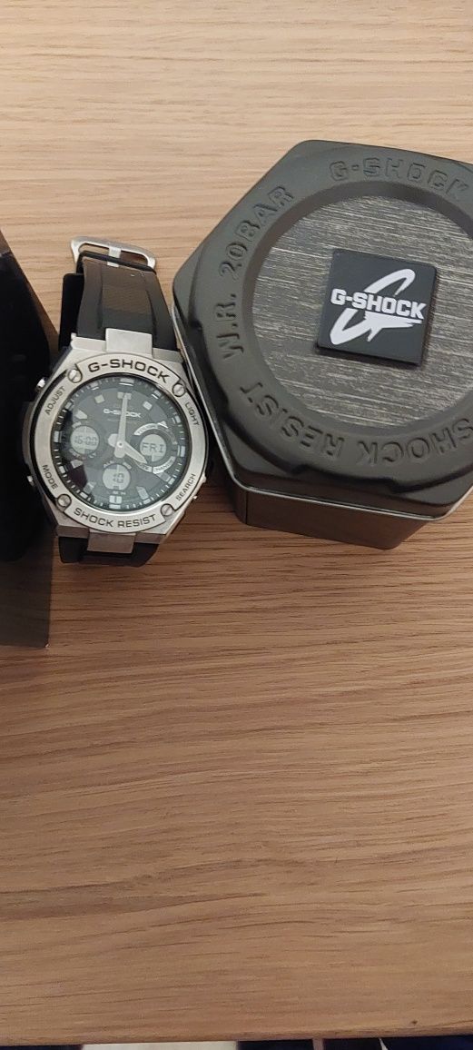 Sprzedam meski zegarek g-shock