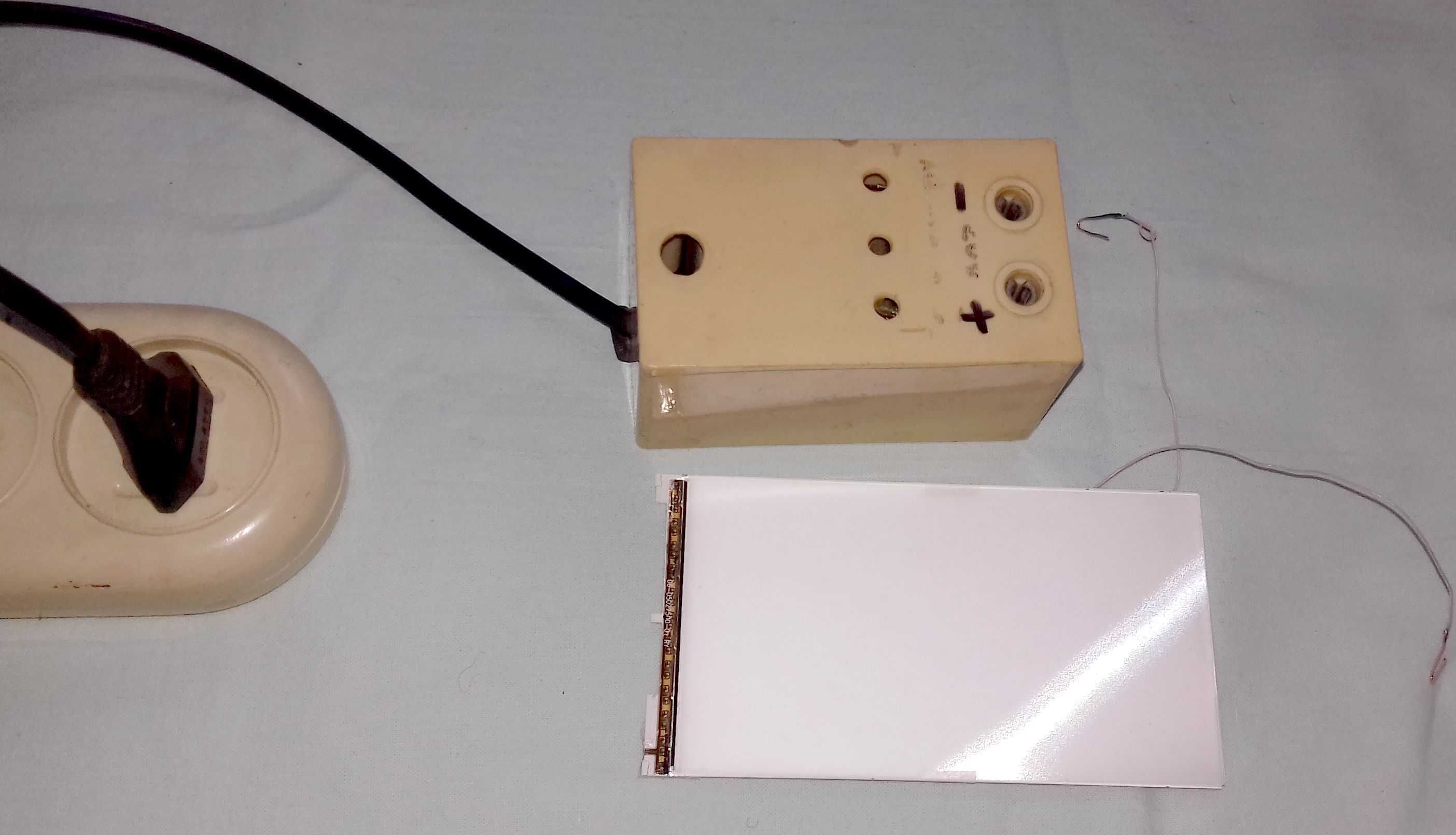 Діодний світильник-панель з блоком живлення. Для поробок.