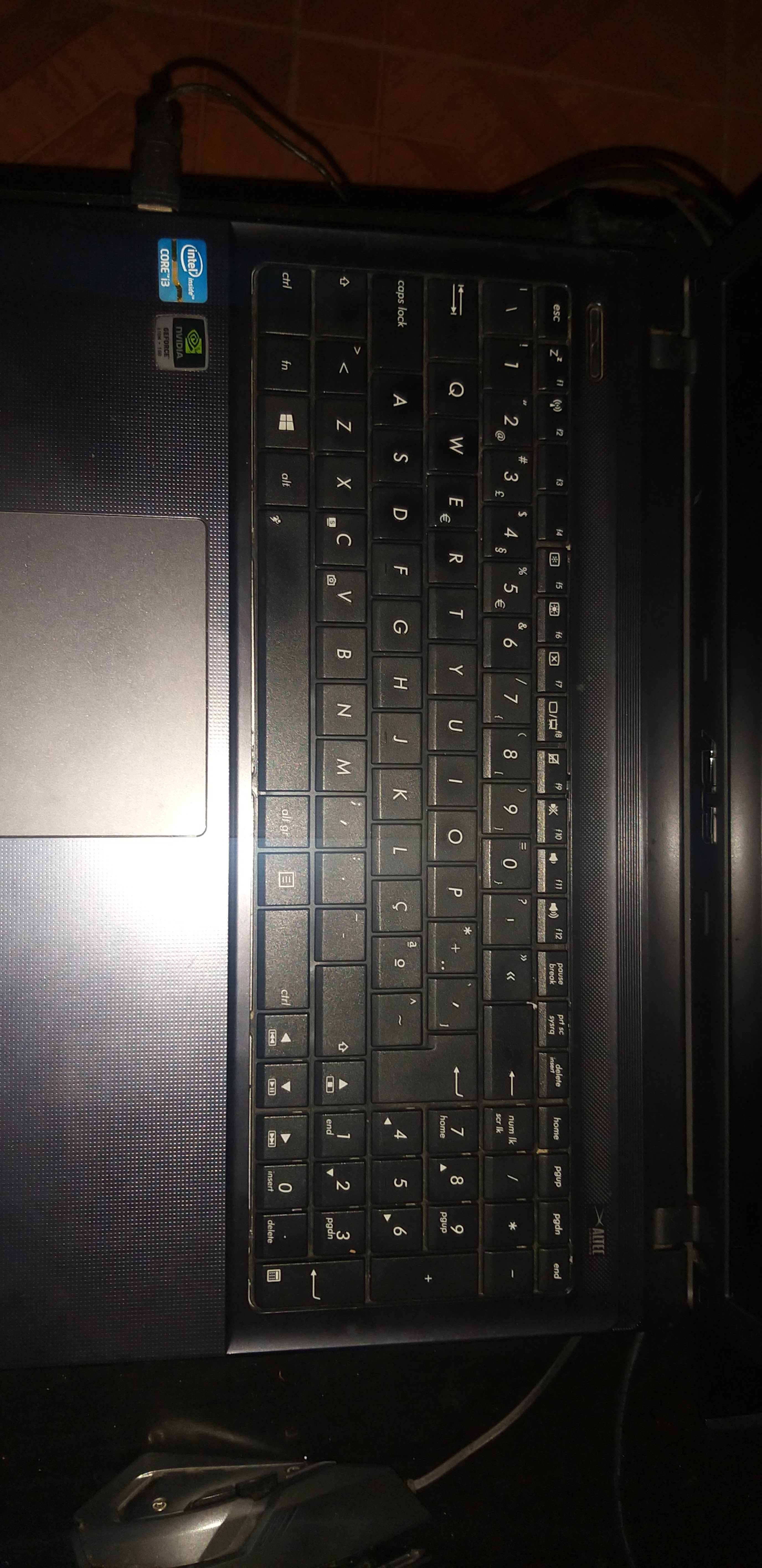 Vendo portatil Asus