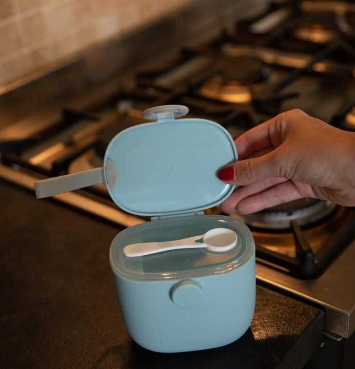 Pojemnik na mleko w PROSZKU dla niemowląt dzieci 500ml pokarmu BLUE