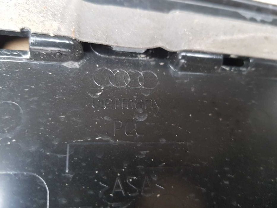 AUDI A4 S4 8W Podkładka Tablicy Rejestracyjnej Tył USA 8W58_27113